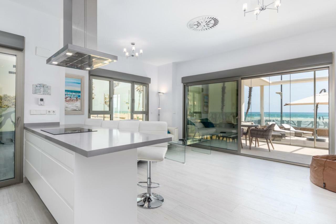 Luxury Beach Front Apartment With Pool Valence Extérieur photo