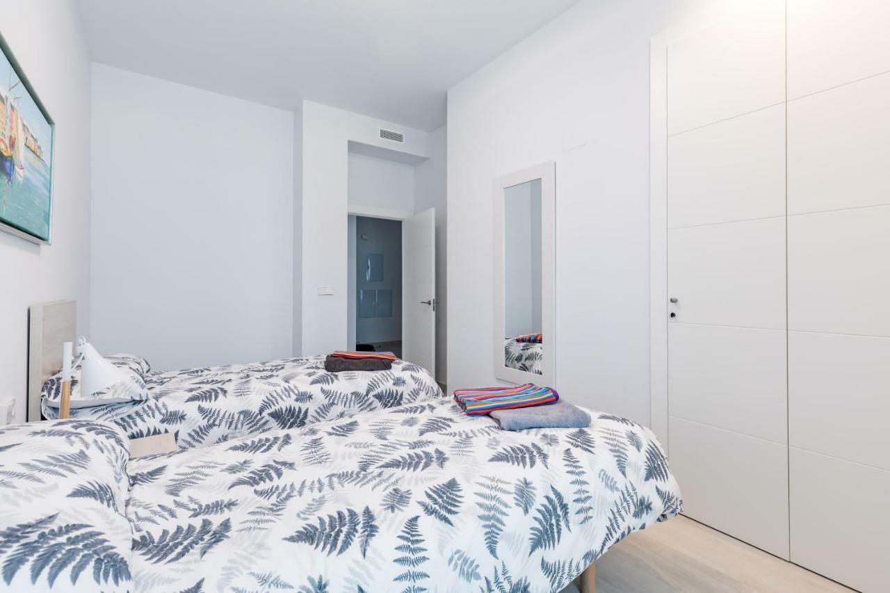 Luxury Beach Front Apartment With Pool Valence Extérieur photo